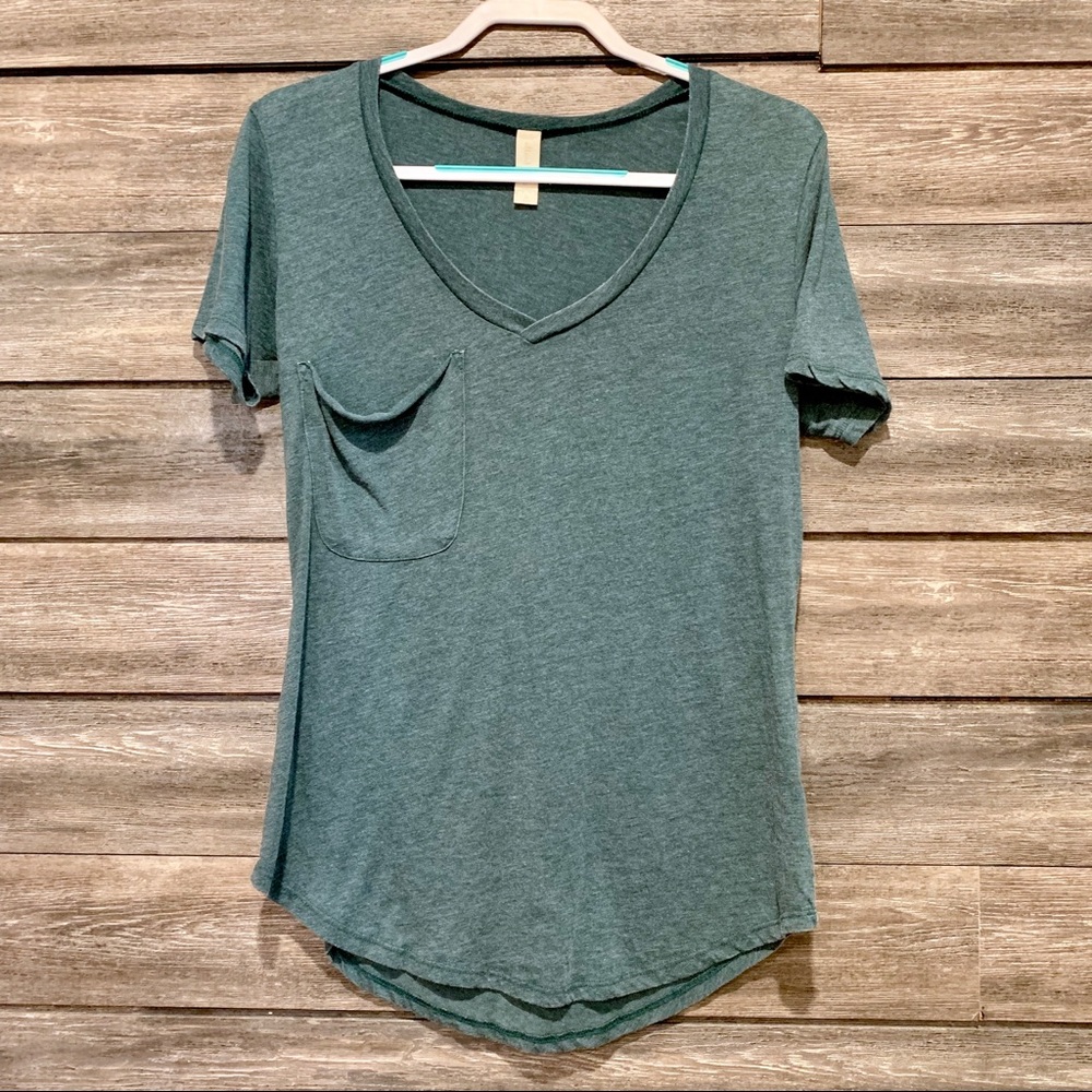 Altar'd State Heathered Teal V-Neck Pocket Tee